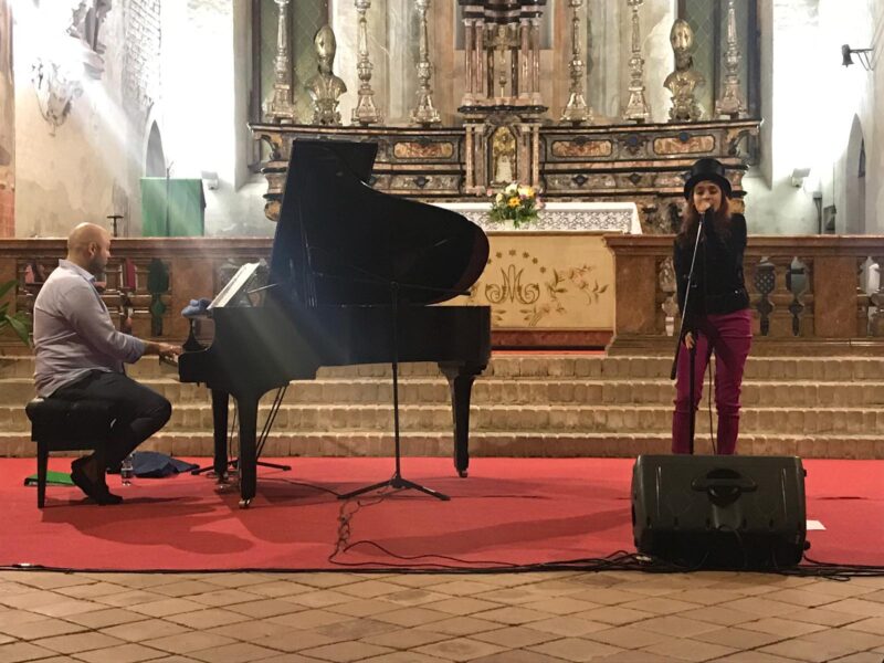 Broadway_Goes_Pink_02