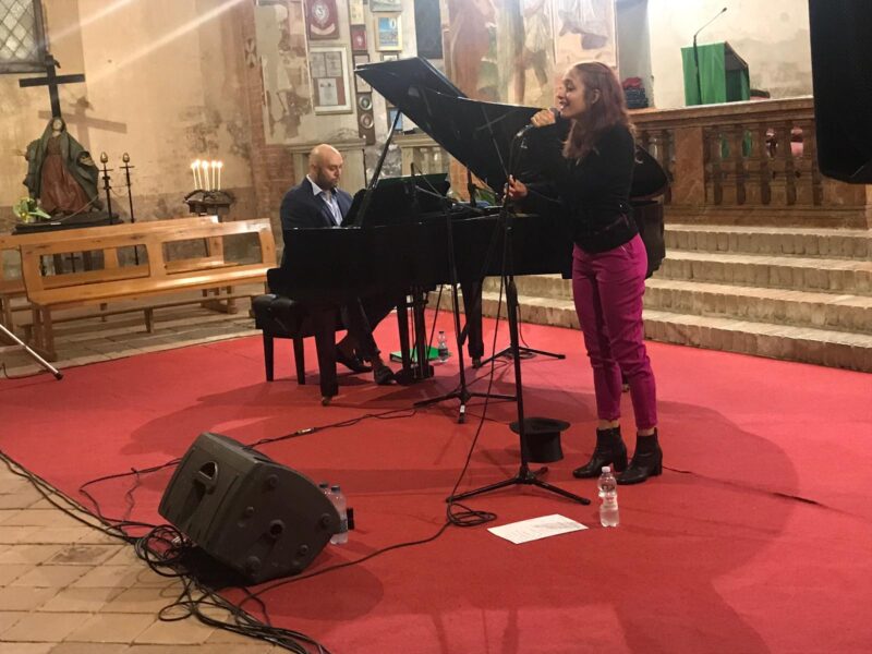 Broadway_Goes_Pink_05