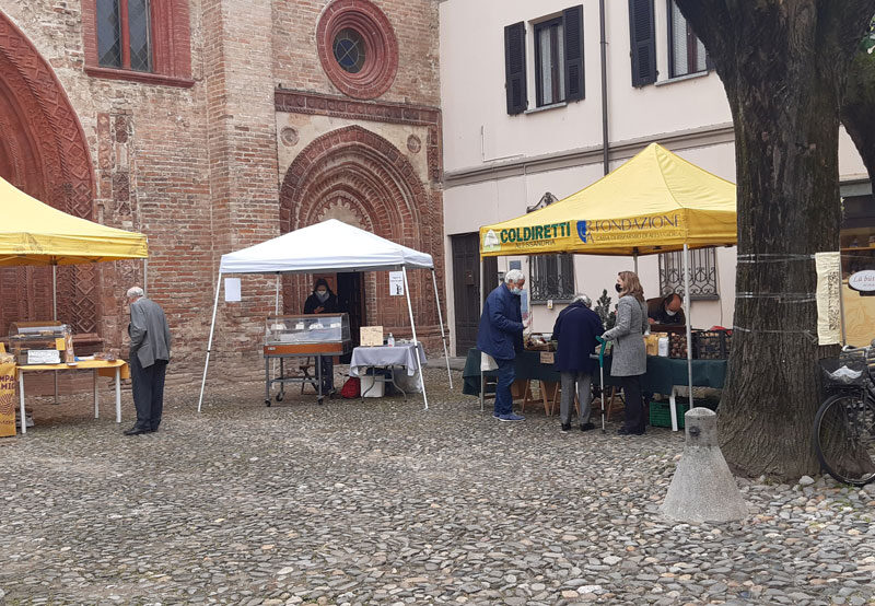 MercatoAgricolo_2021.05.15_04